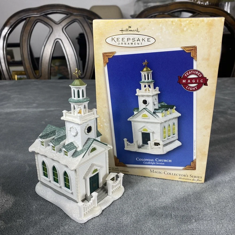 2004 Hallmark Keepsake Christmas Ornament 7th In Colonial Church Series Lighted